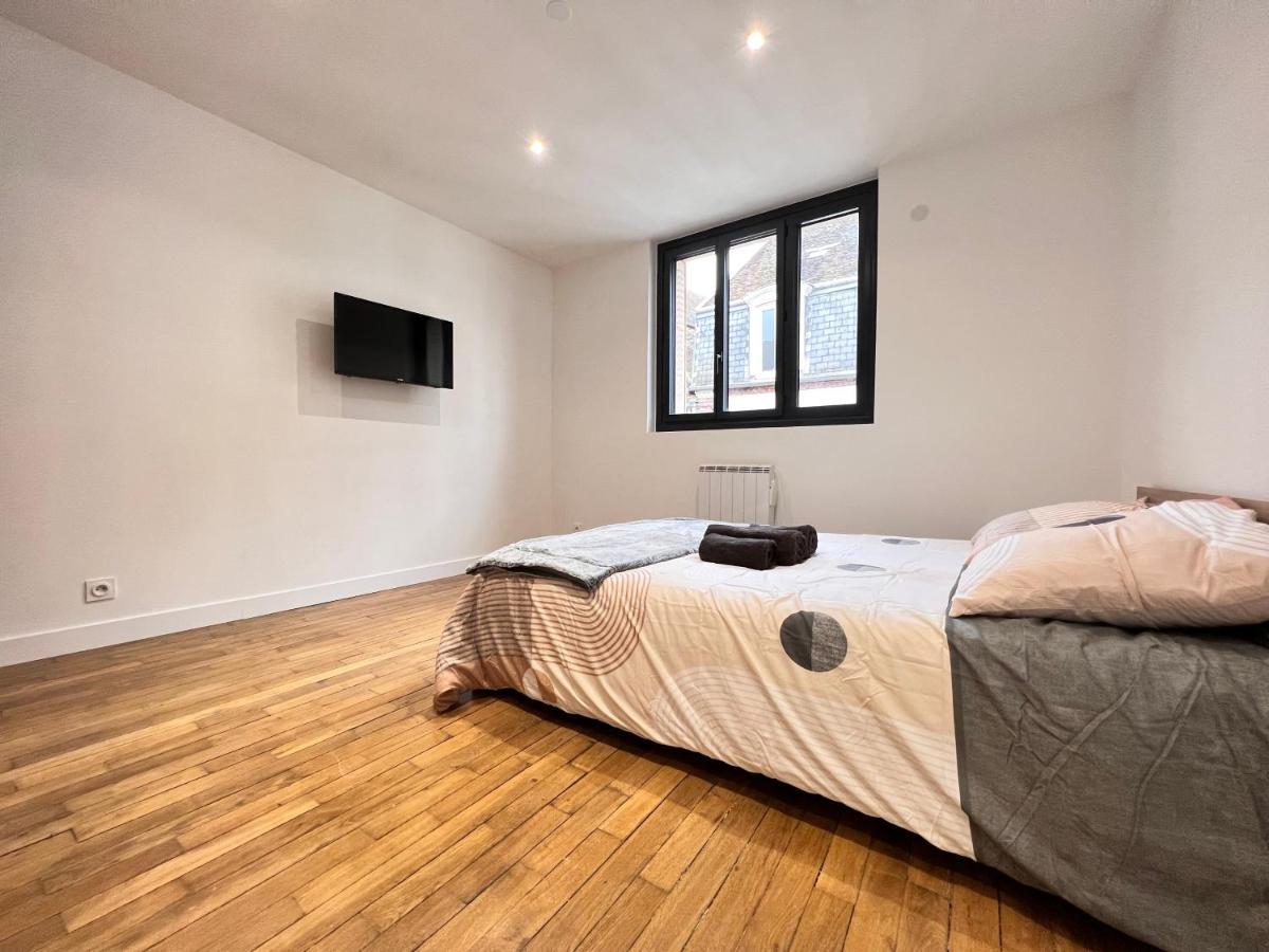 Sens - Appartement Proche Gare Et Centre Ville - Wifi Fibre - Check In Autonome - Bel Espace De Vie - Smart Tv Ngoại thất bức ảnh